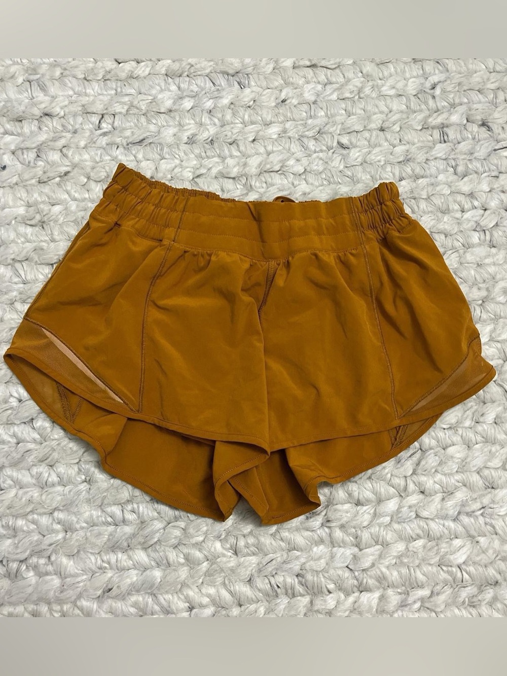 lululemon athletica women's rust orange athletic shorts